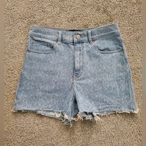 EUC Express leopard high-rise midi shorts sz 4